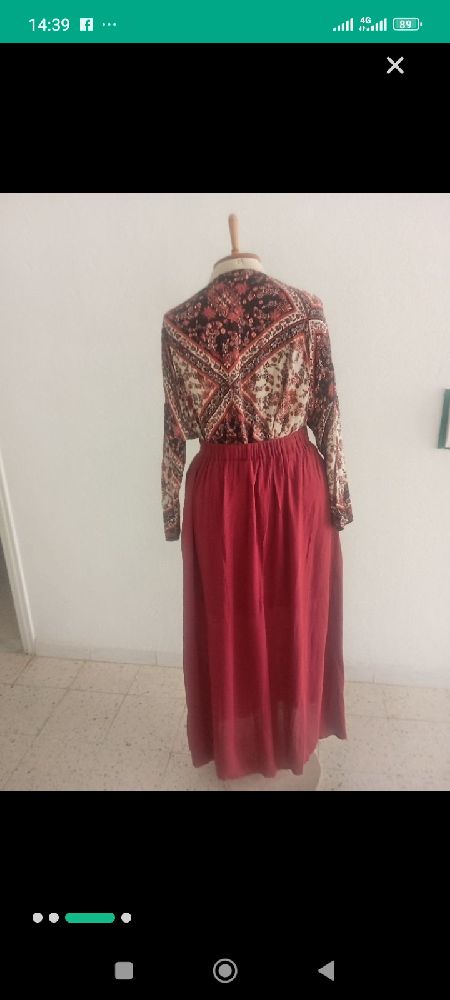 Lot jupe rouge +blouse over
