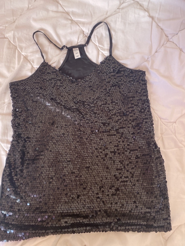 top en sequin
