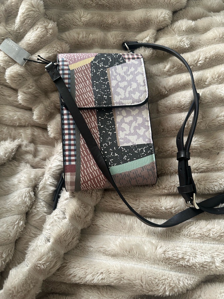 Nouveau Sac PARFOIS avec ticket 