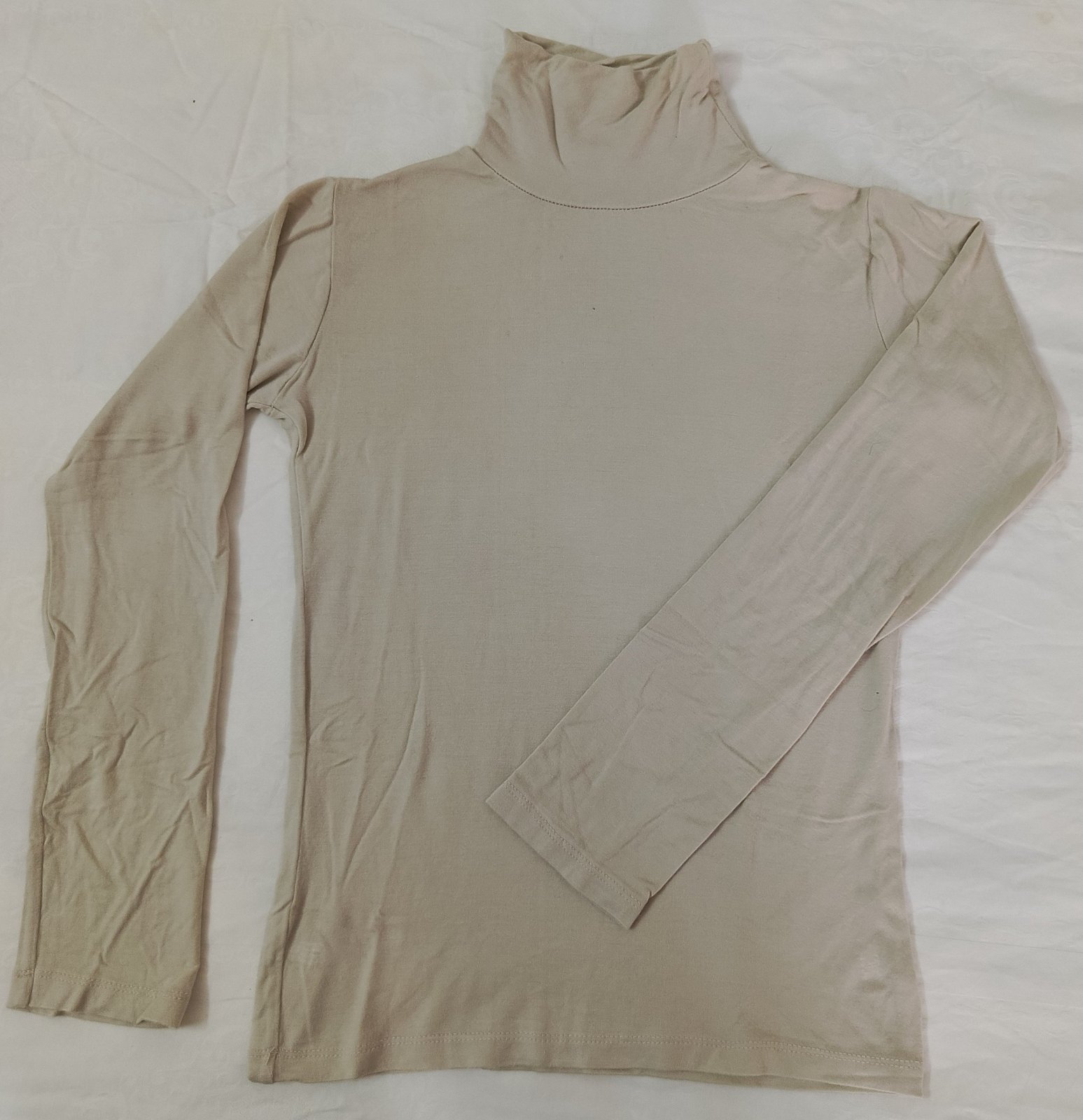 Pull à col roulé beige 