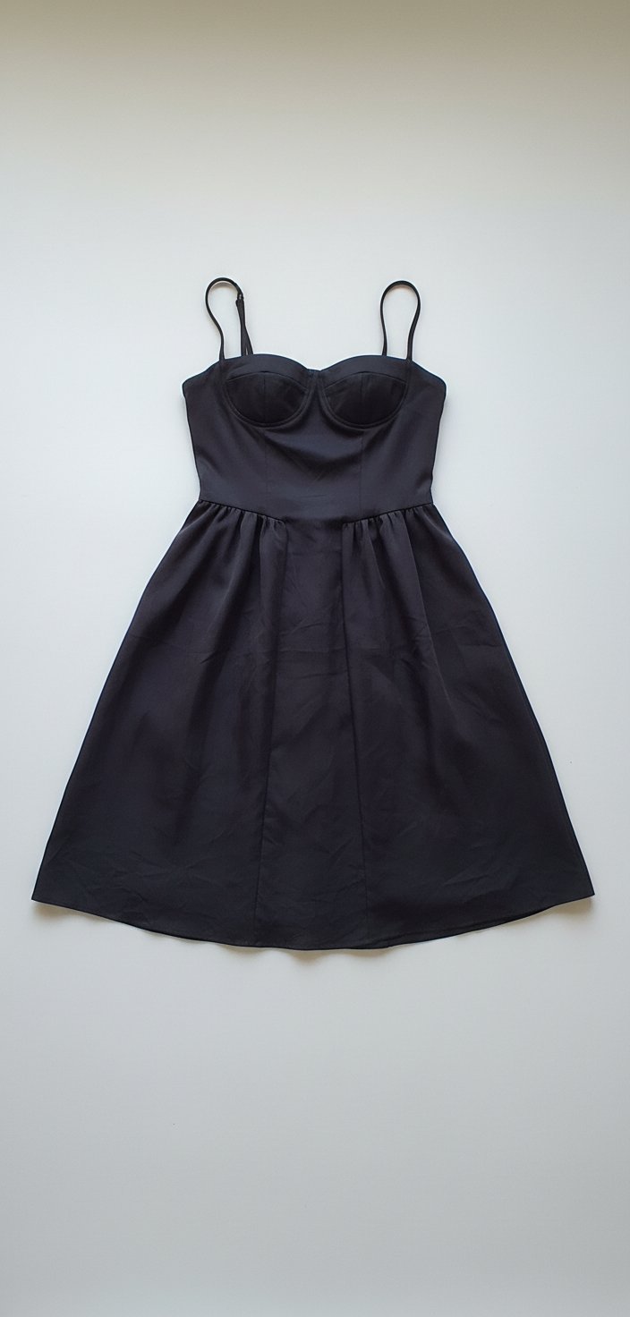 Robe cirset noir taille 38