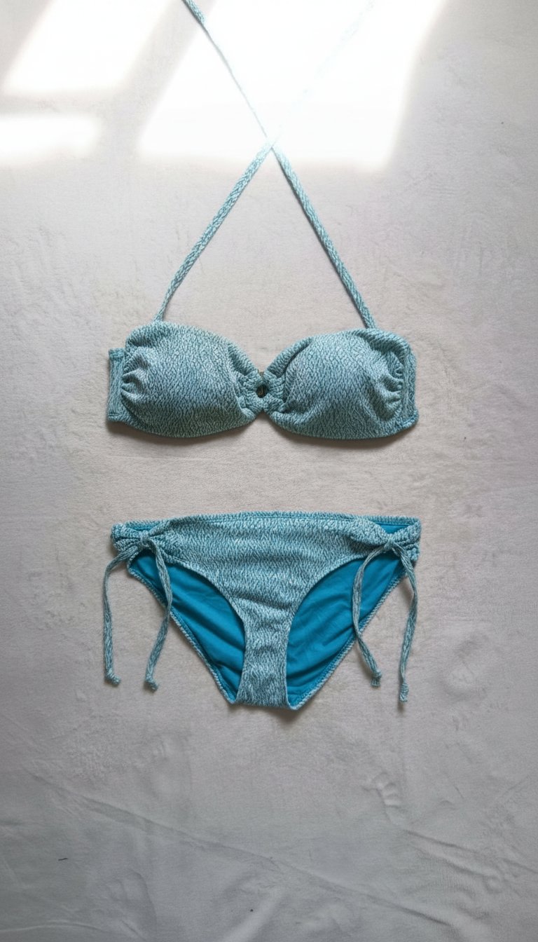 Bikini Bandeau Time and Tru Chic - Motif Turquoise - Taille 42