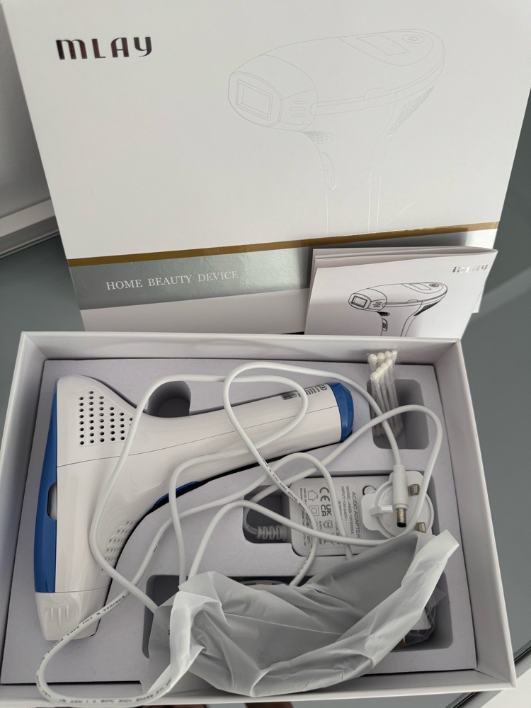 Hair removal device