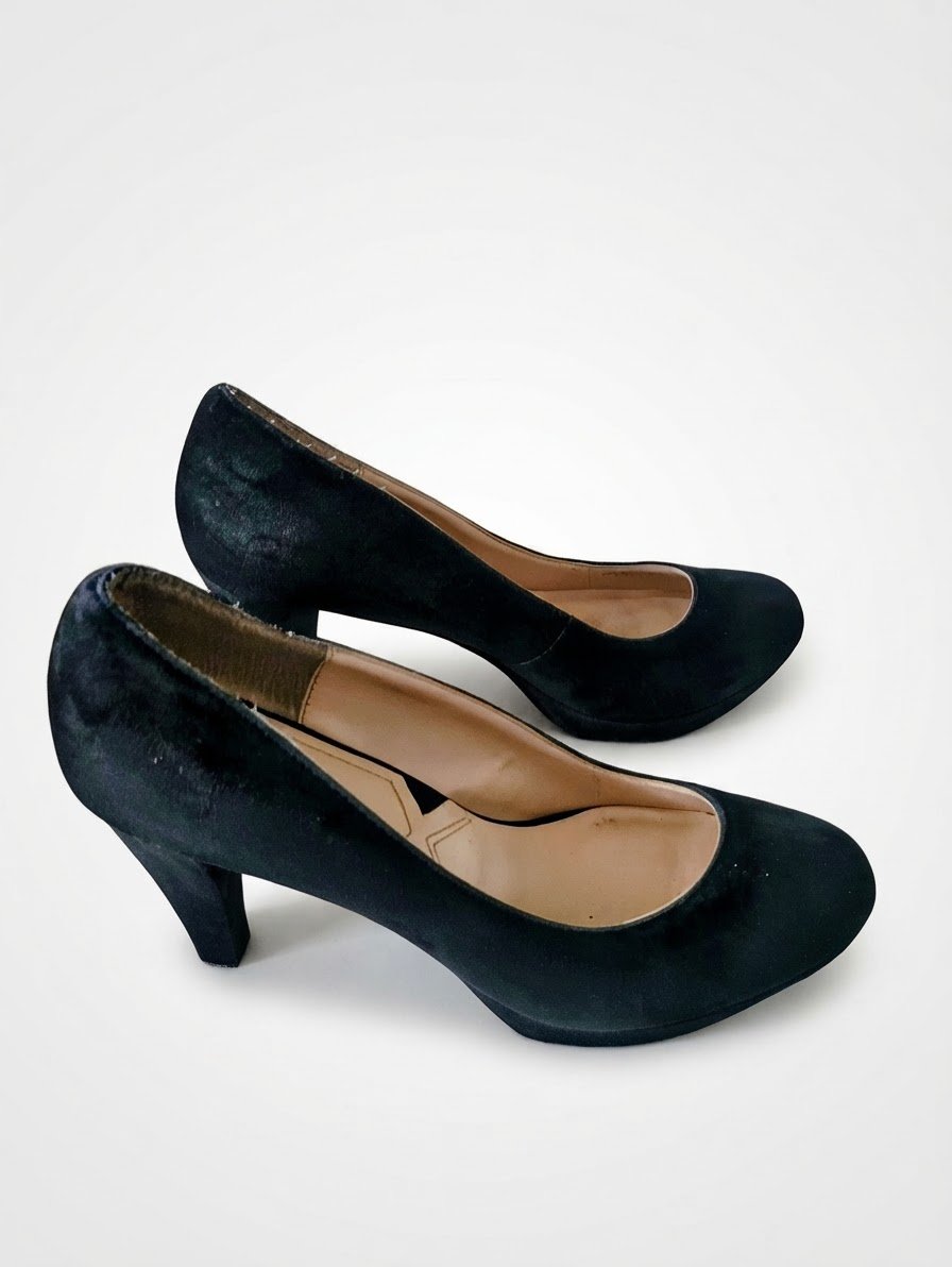 Escarpins e' DAIM ,TIUT EST E' CUIR 