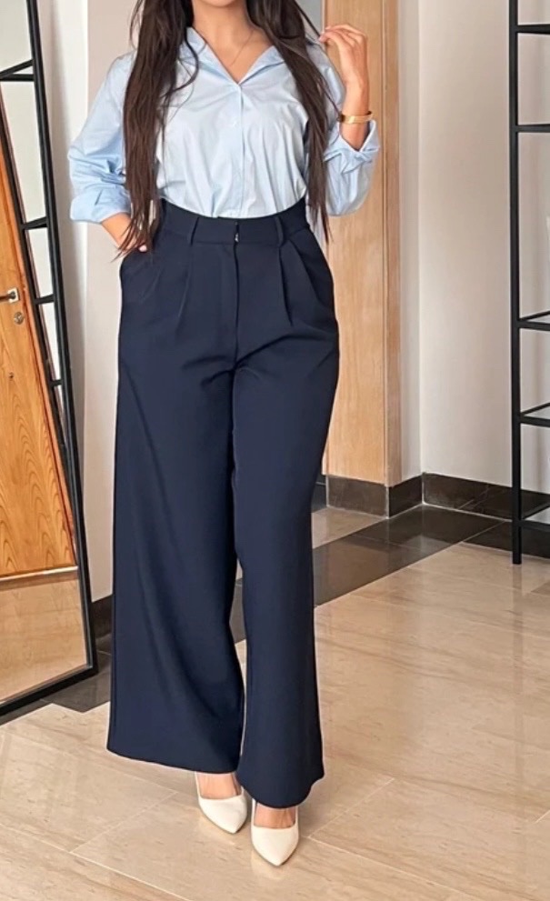 Pantalon habillé bleu marine – Neuf jamais porté 💙