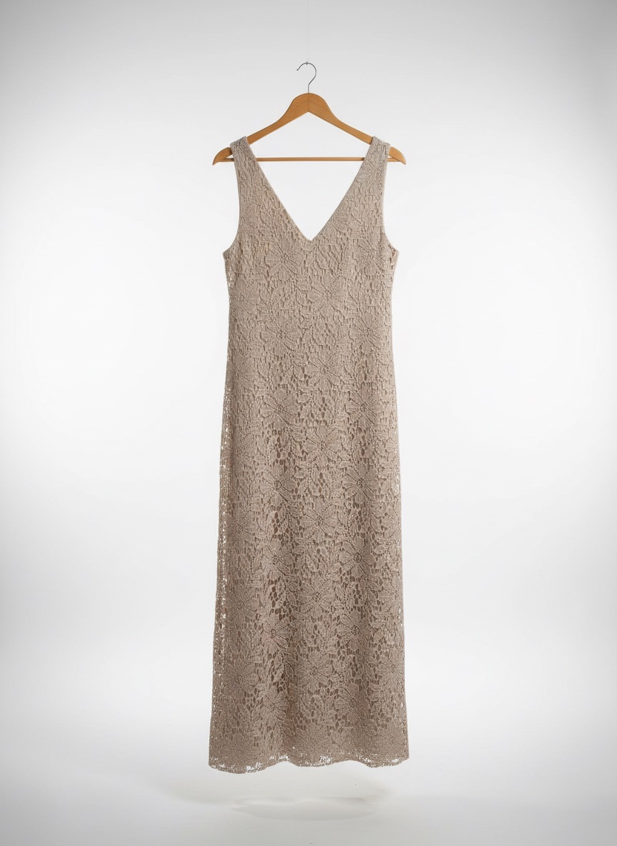 Magnifique Robe Longue en Dentelle Beige/Nude - S.L. Fashions