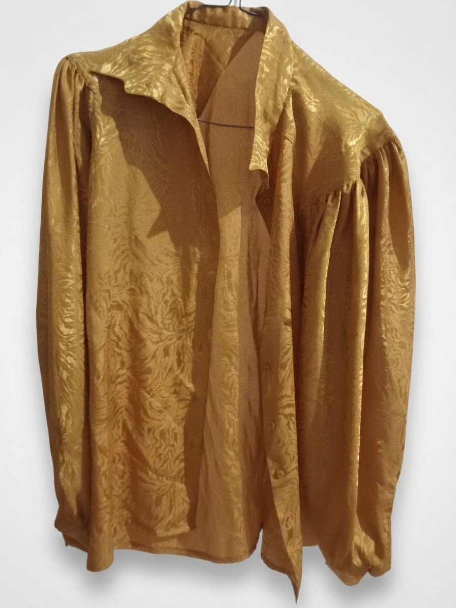 Chemise