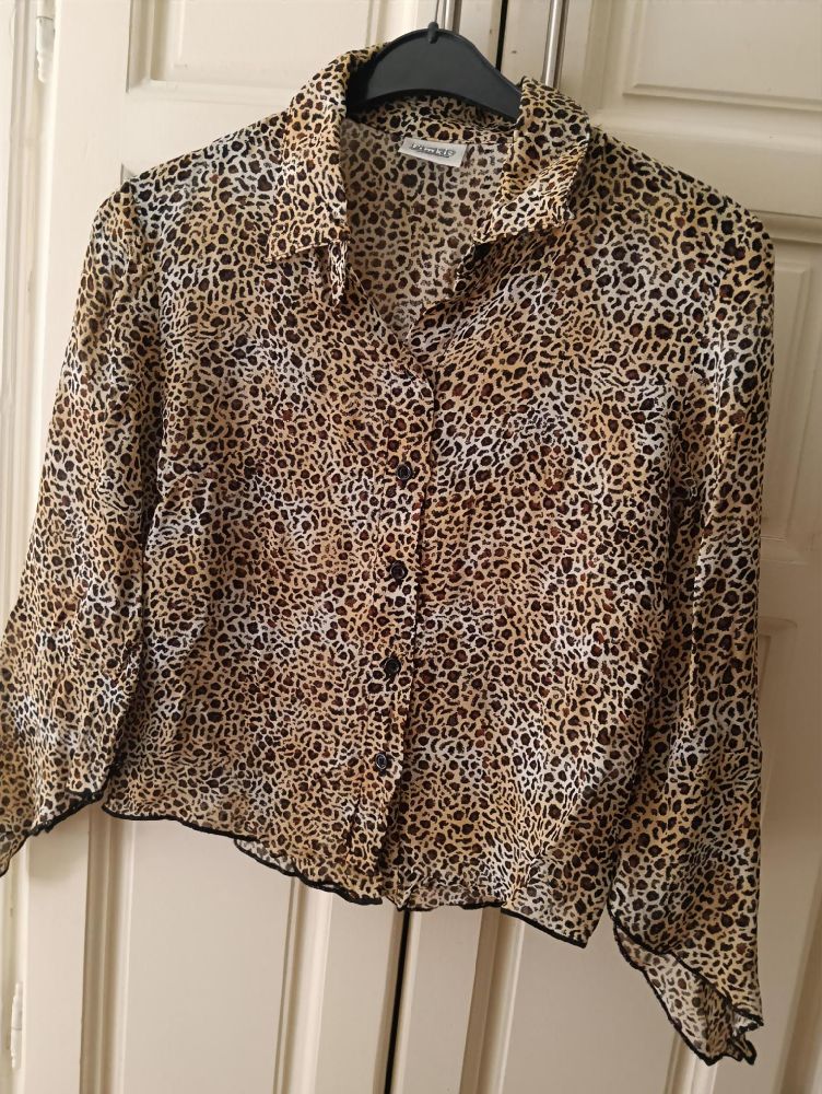 Chemise