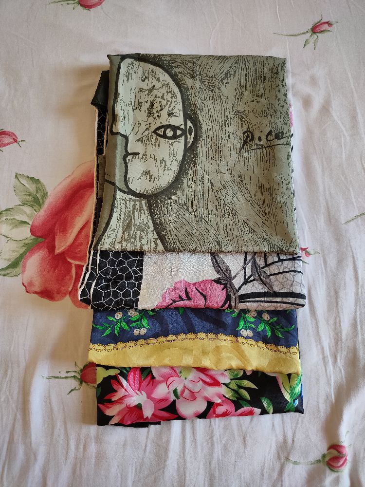 lots de 4 beaux foulards