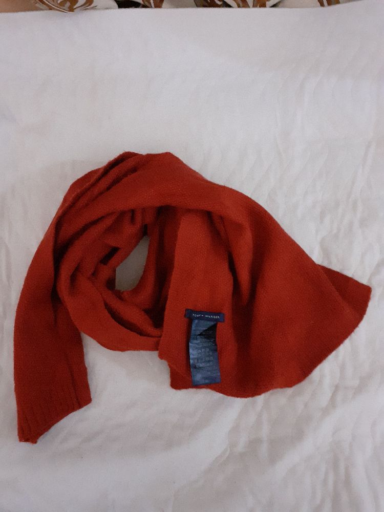 cachecol en laine tommy hilfiger
