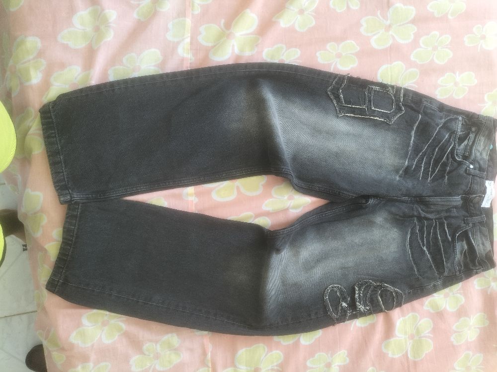 Jean baggy très Bon etat 