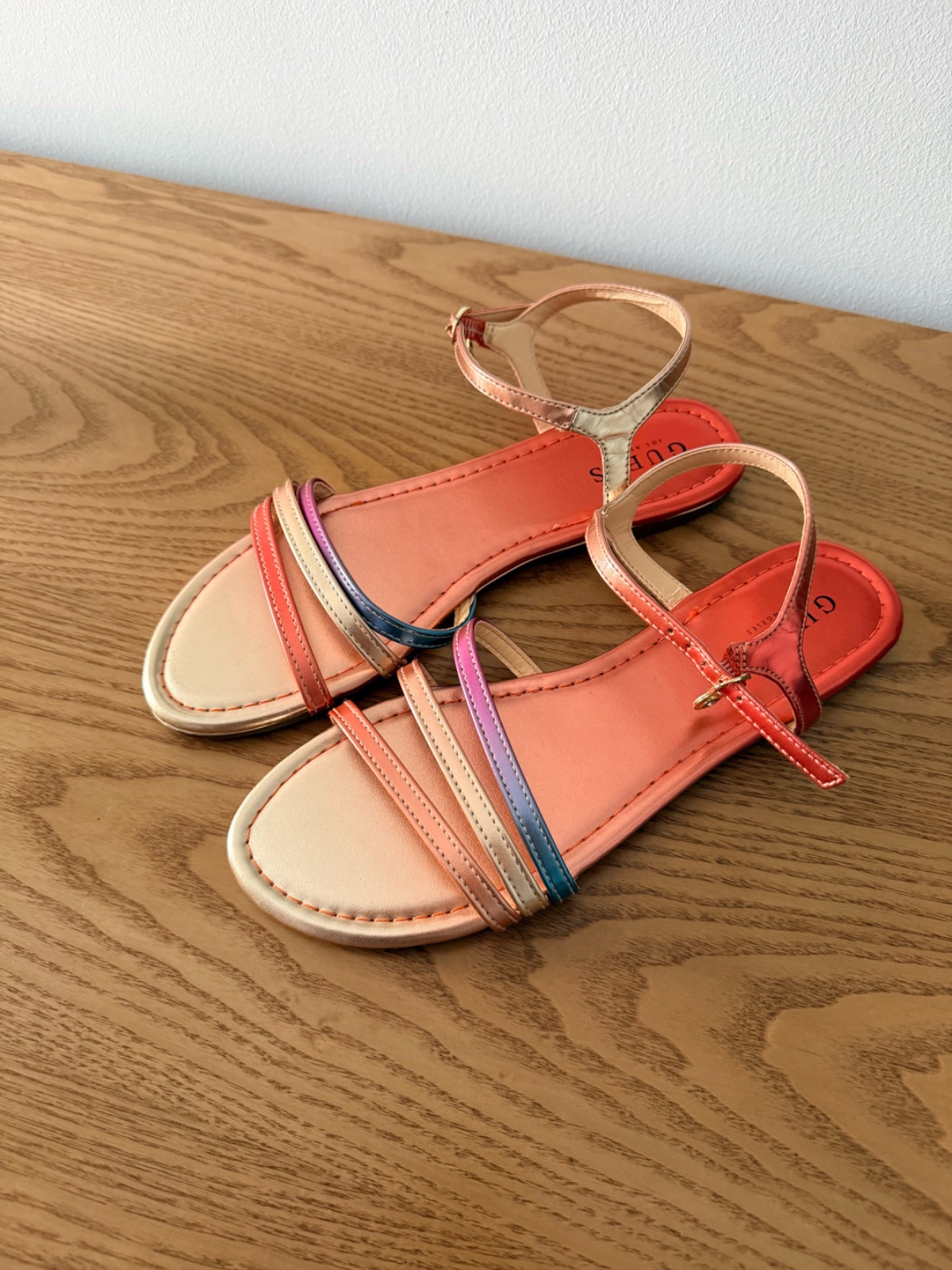 Sandale guess