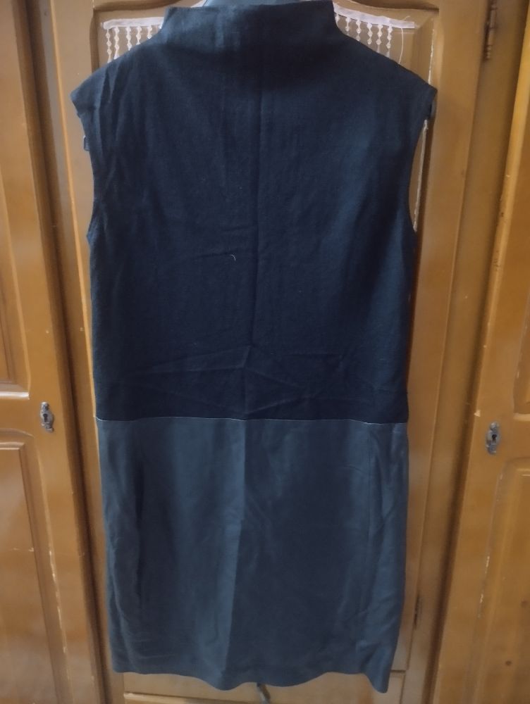 Très jolie robe lain et Cuir 