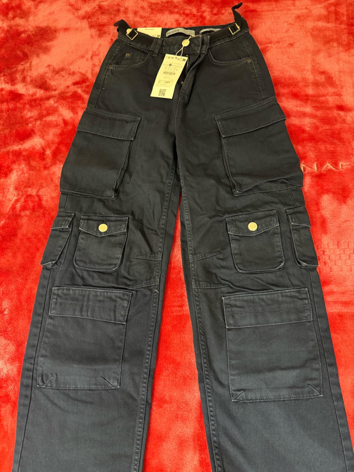 Cargo Bershka taille 34
