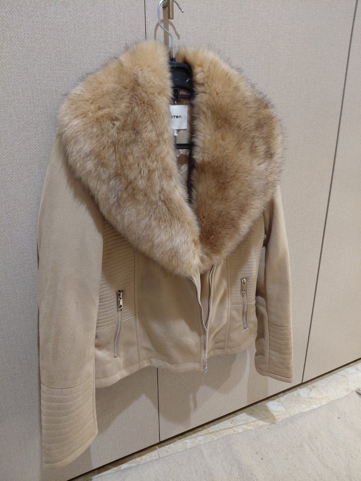 Veste en suedine