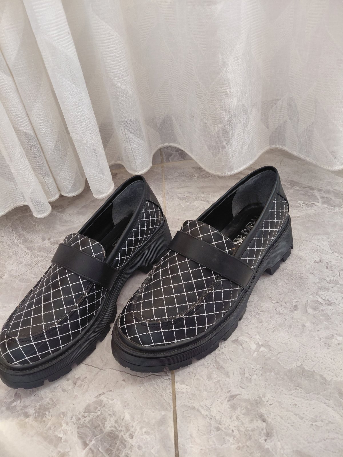 DERBIES noirs