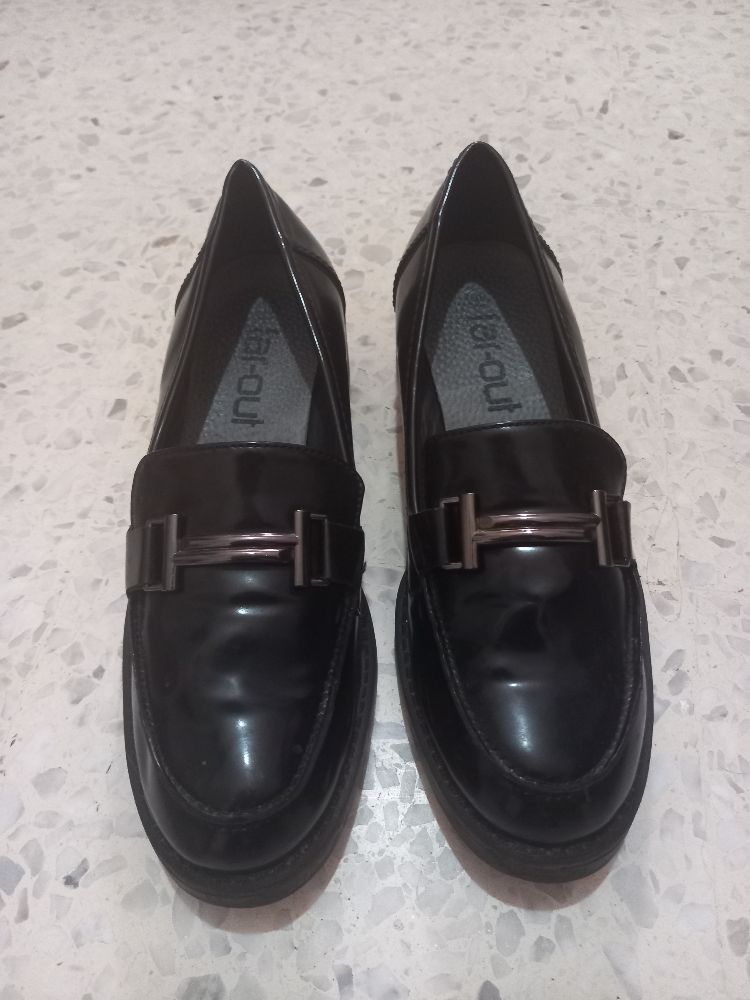 Chaussures cuir vernis 