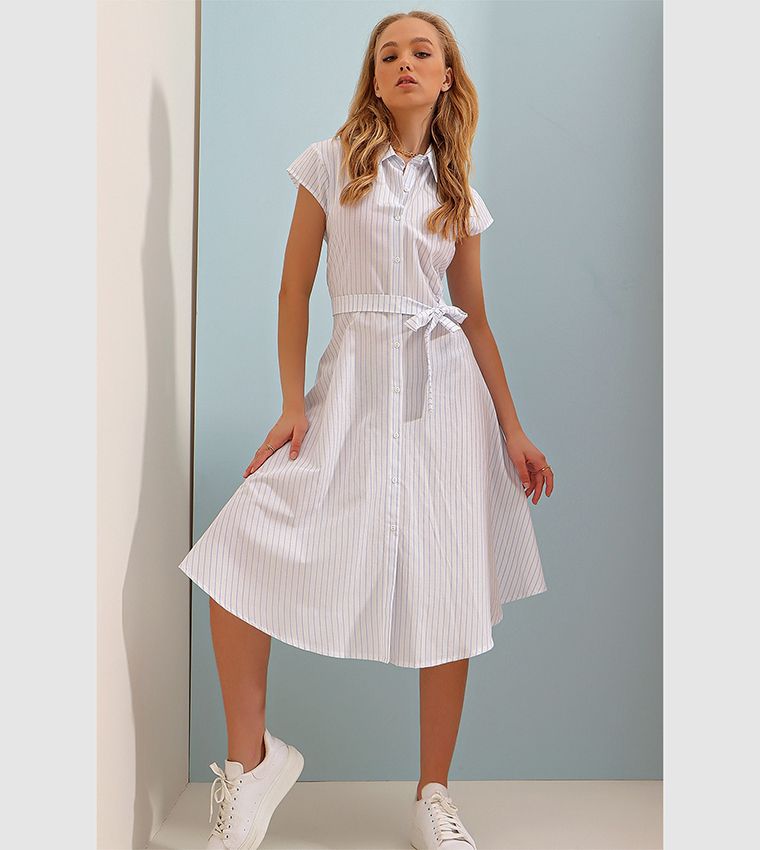 Robe chemise neuve avec poches