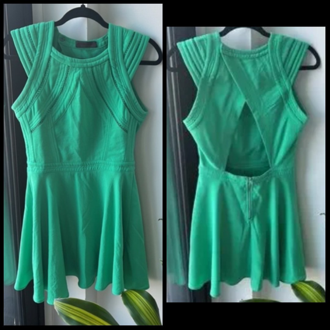 Jolie robe de cocktail ALESSADRO MIELE 🇮🇹 T36 NEUVE  💕20% de remise avec le code  