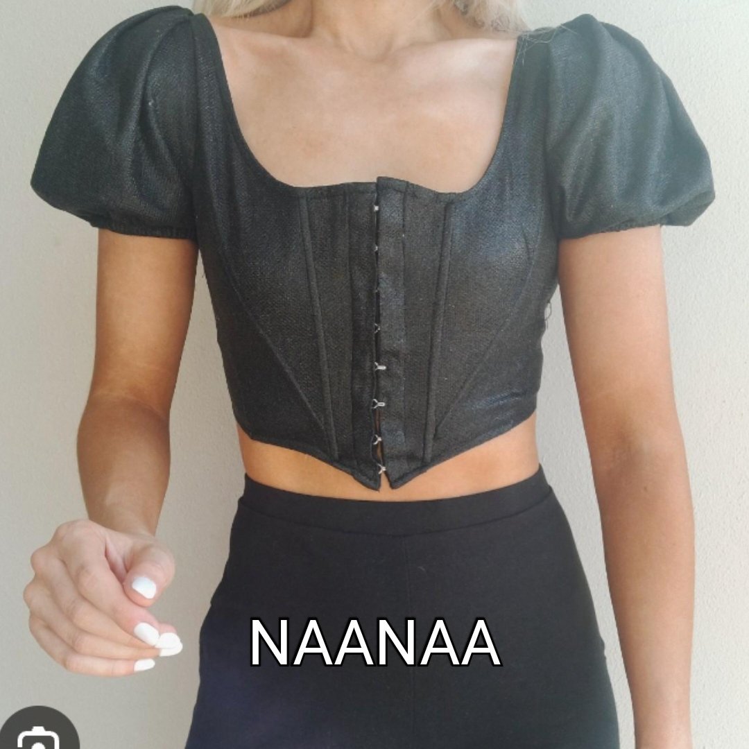 Joli top style corset fermeture agrafe et manches bouffantes, tissu bleu gris à paillettes sur ton rose changeant de la marque anglaise NAANAA T36 NEUF avec étiquette 