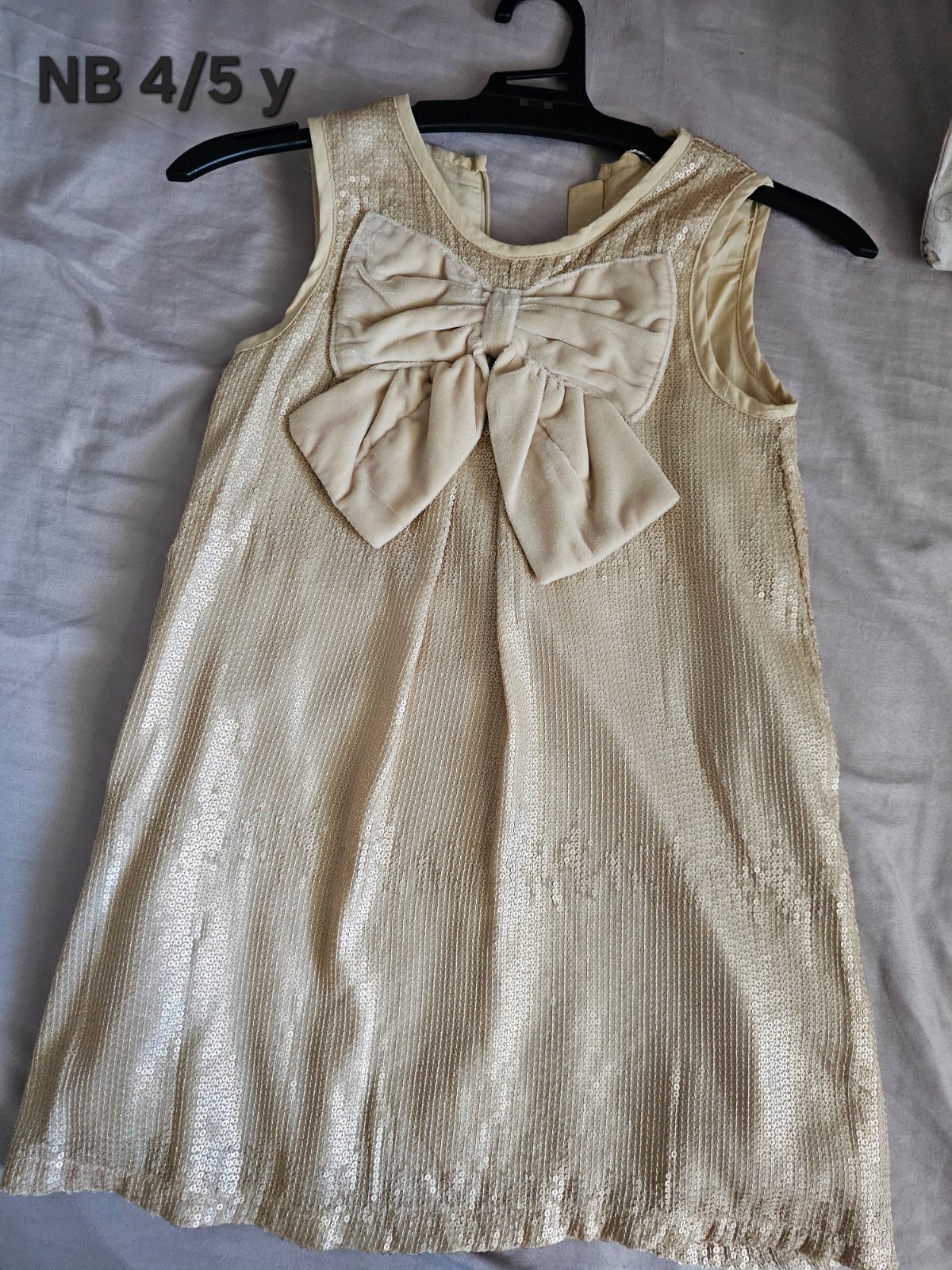 Robe doré 