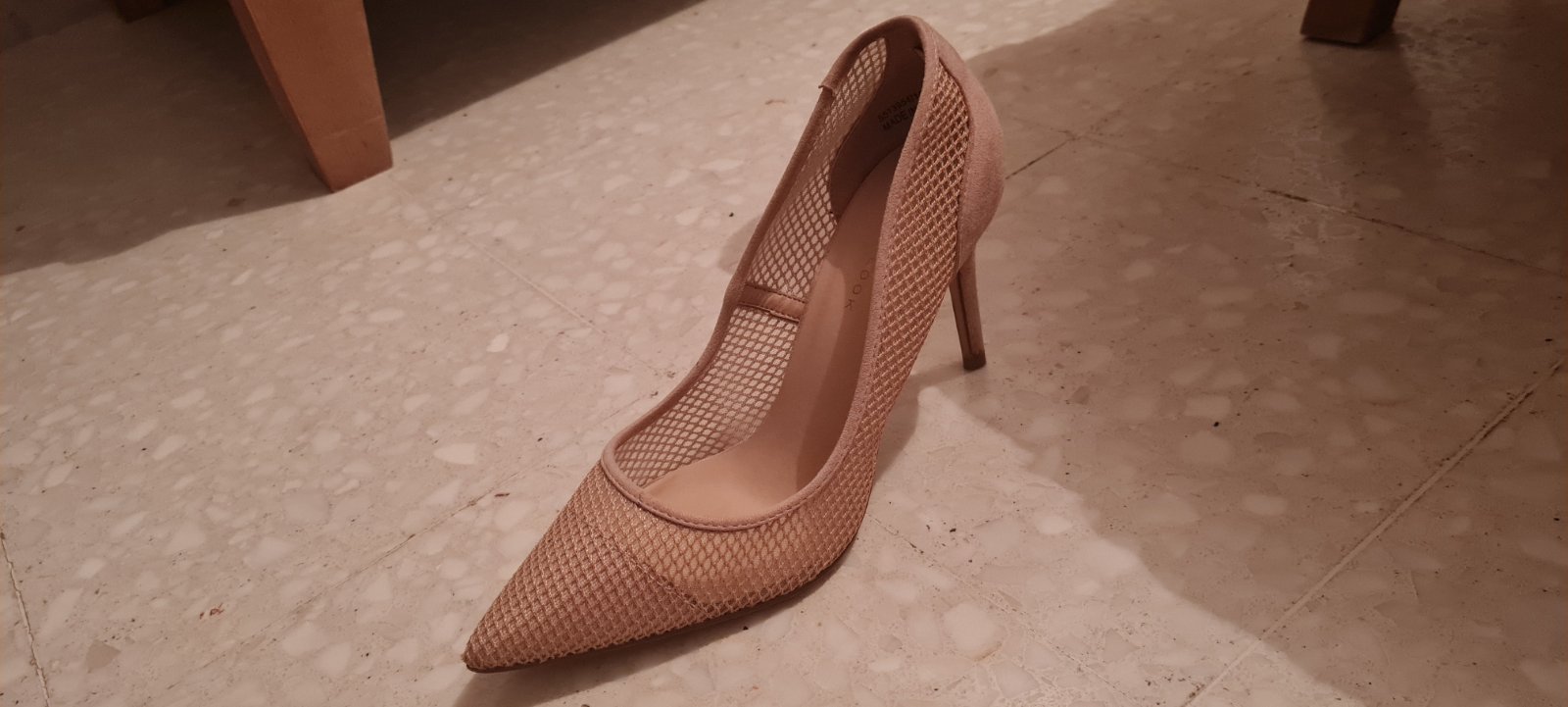 Escarpin beige foncé 