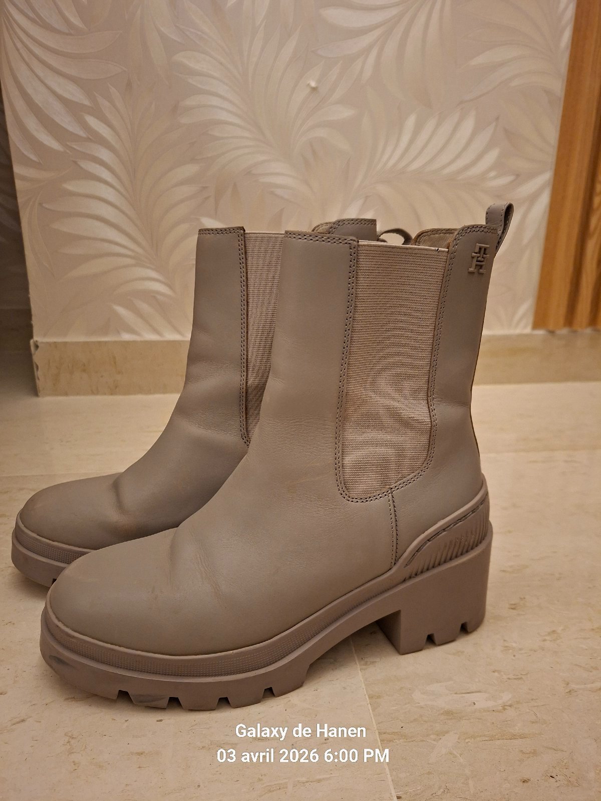Bottes Tommy Homme Gris – Taille 39 –