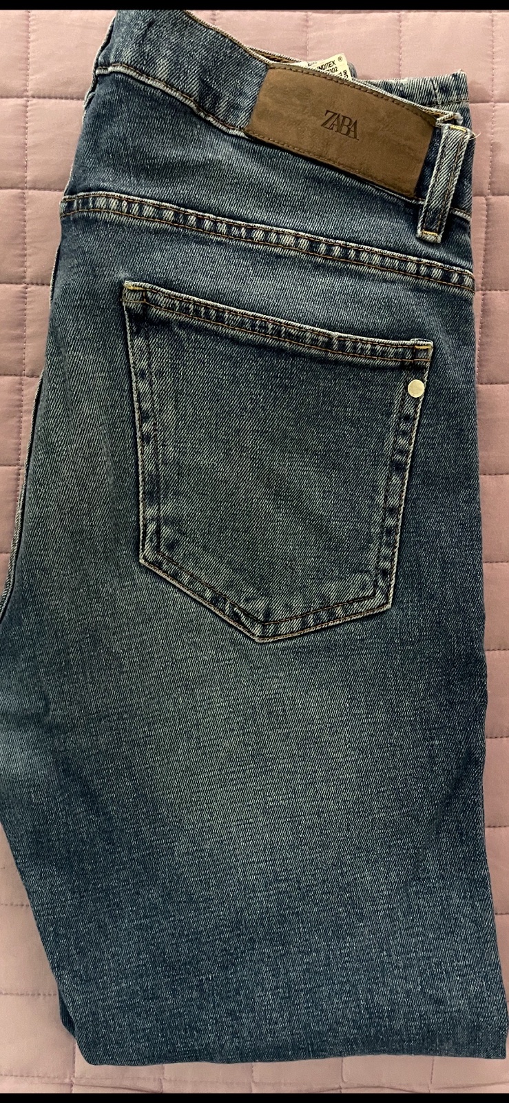 Jean Zara taille 42 (etat 10/10)