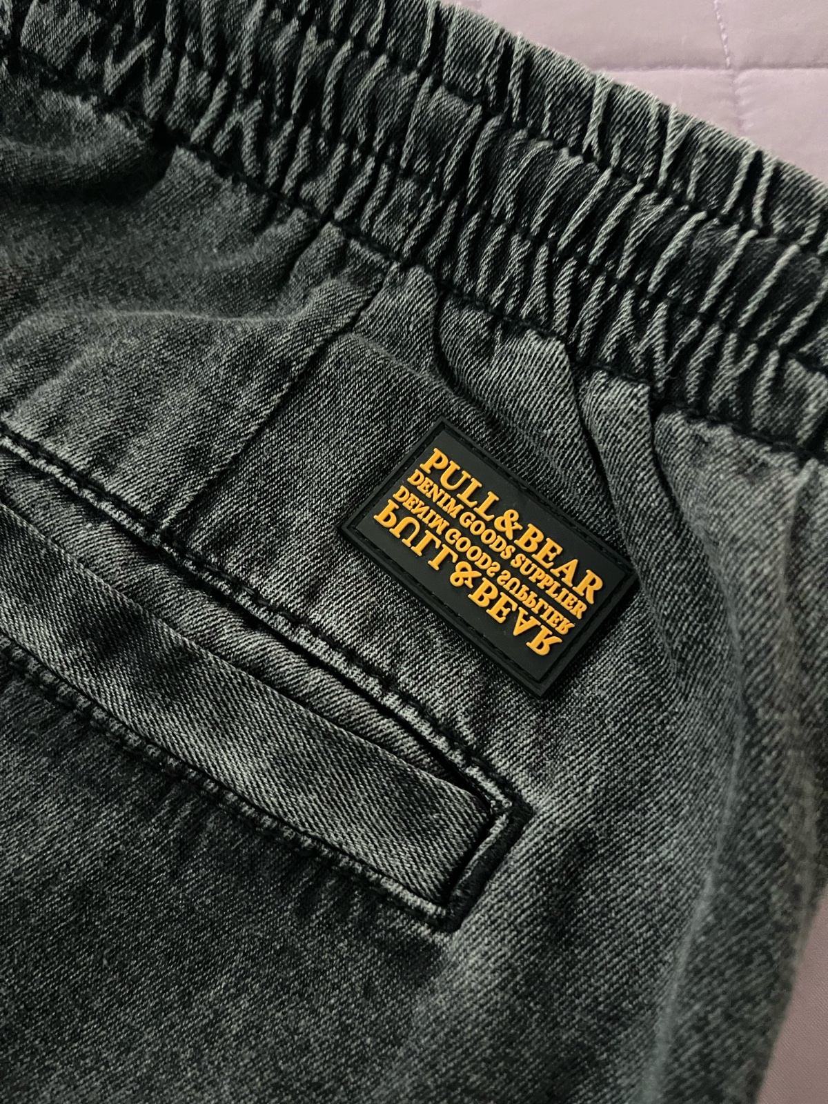 Pull&Bear (taille L) (10/10)