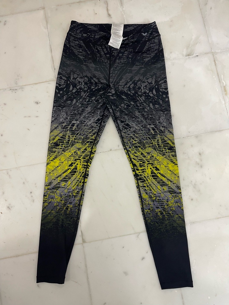 Legging Bilcee Taille L (neuf)