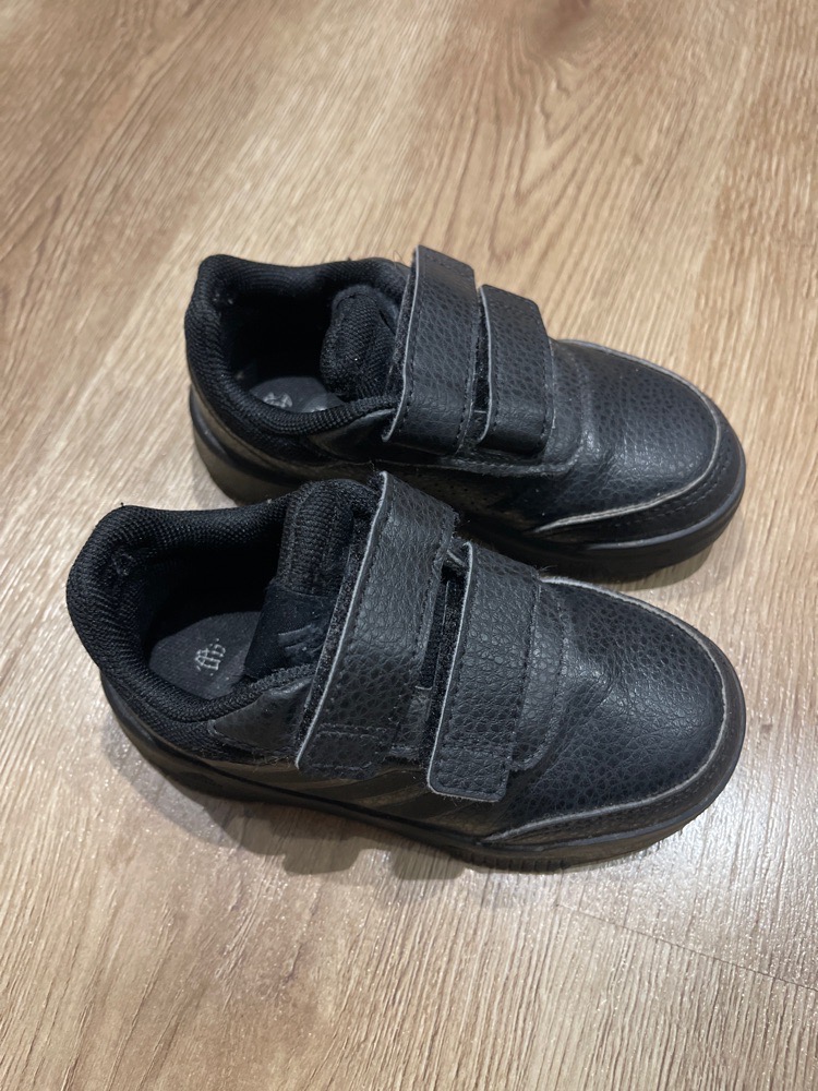 👶🏻Adidas Cuir <Authentique> pointure 24