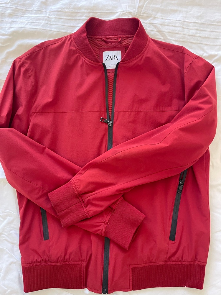 Doudoune Zara Rouge (L) etat 10/10