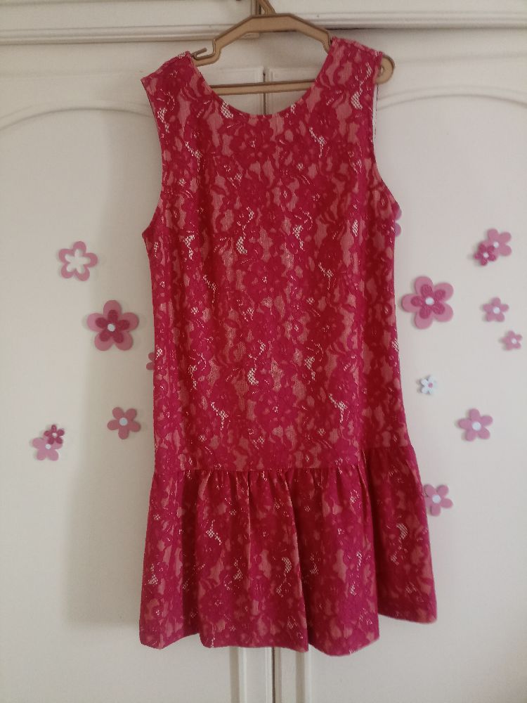 Robe en guepure 