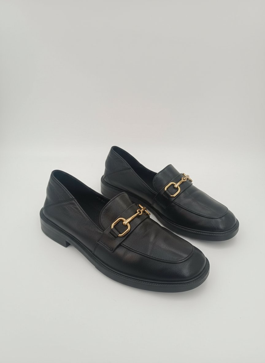 Des derbies en cuir souple 