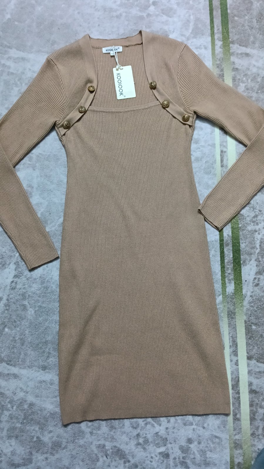 Robe moulante en laine 🌹🌹🌹