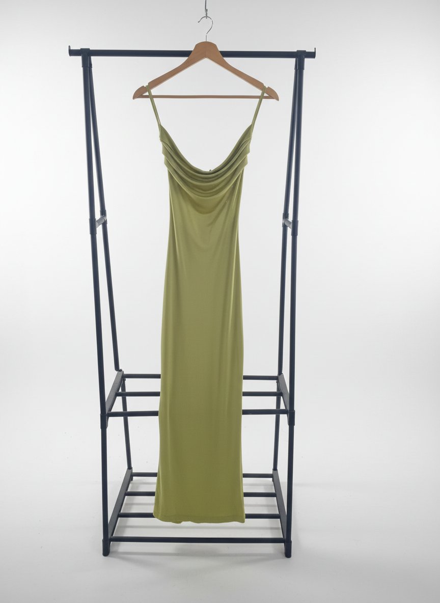 Robe mi longue dos nu 