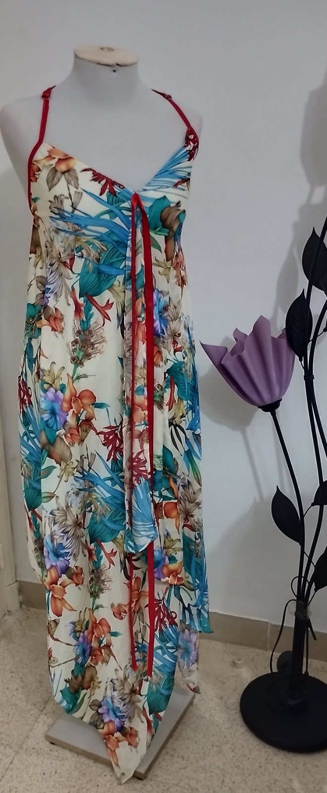 Robe bretelles fleurie 👗💐🌹Maximo Donati