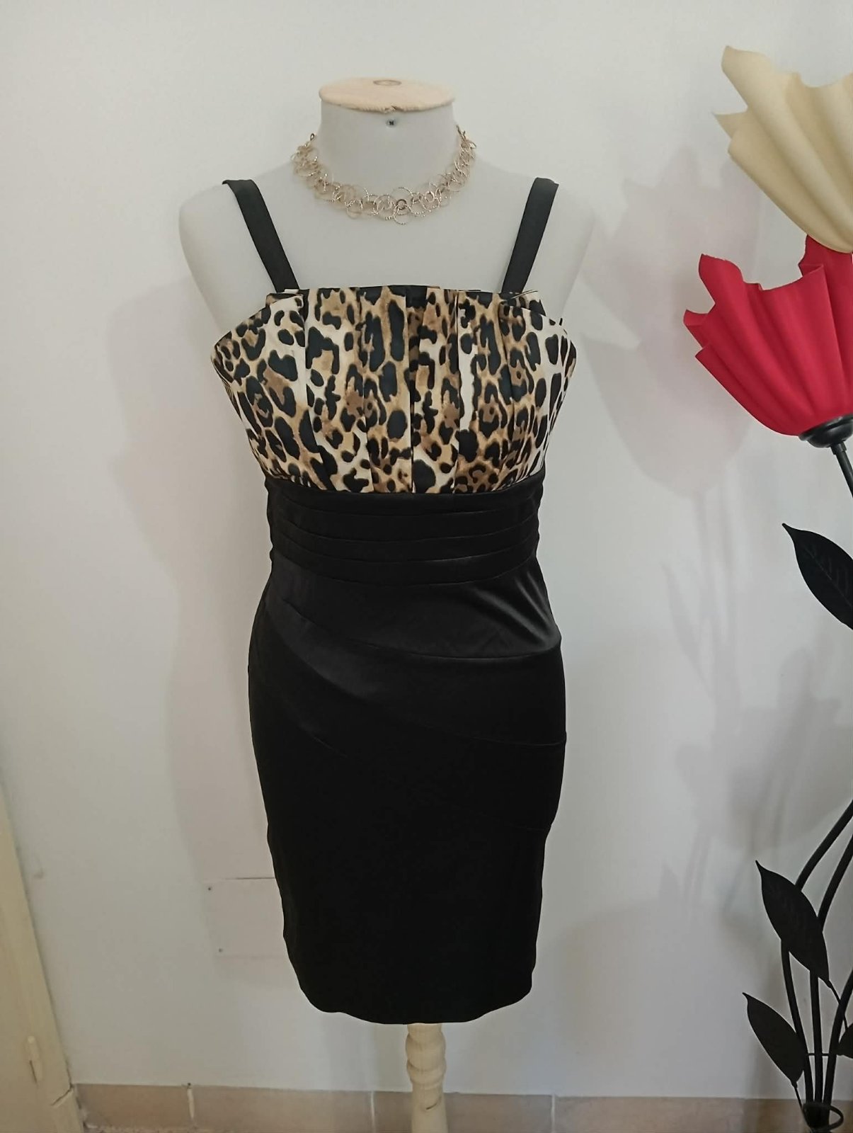 Robe soirée 👗 satin noire et tigrée importé