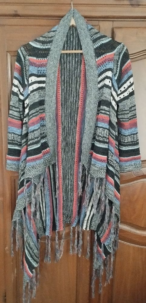 Joli gilet crochet taille M 💕