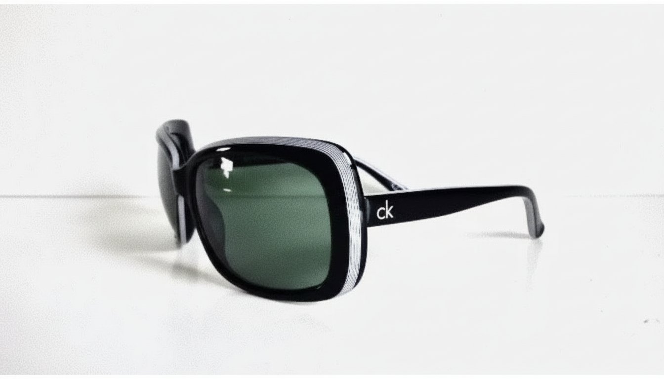 Lunettes solaires Calvin Klein