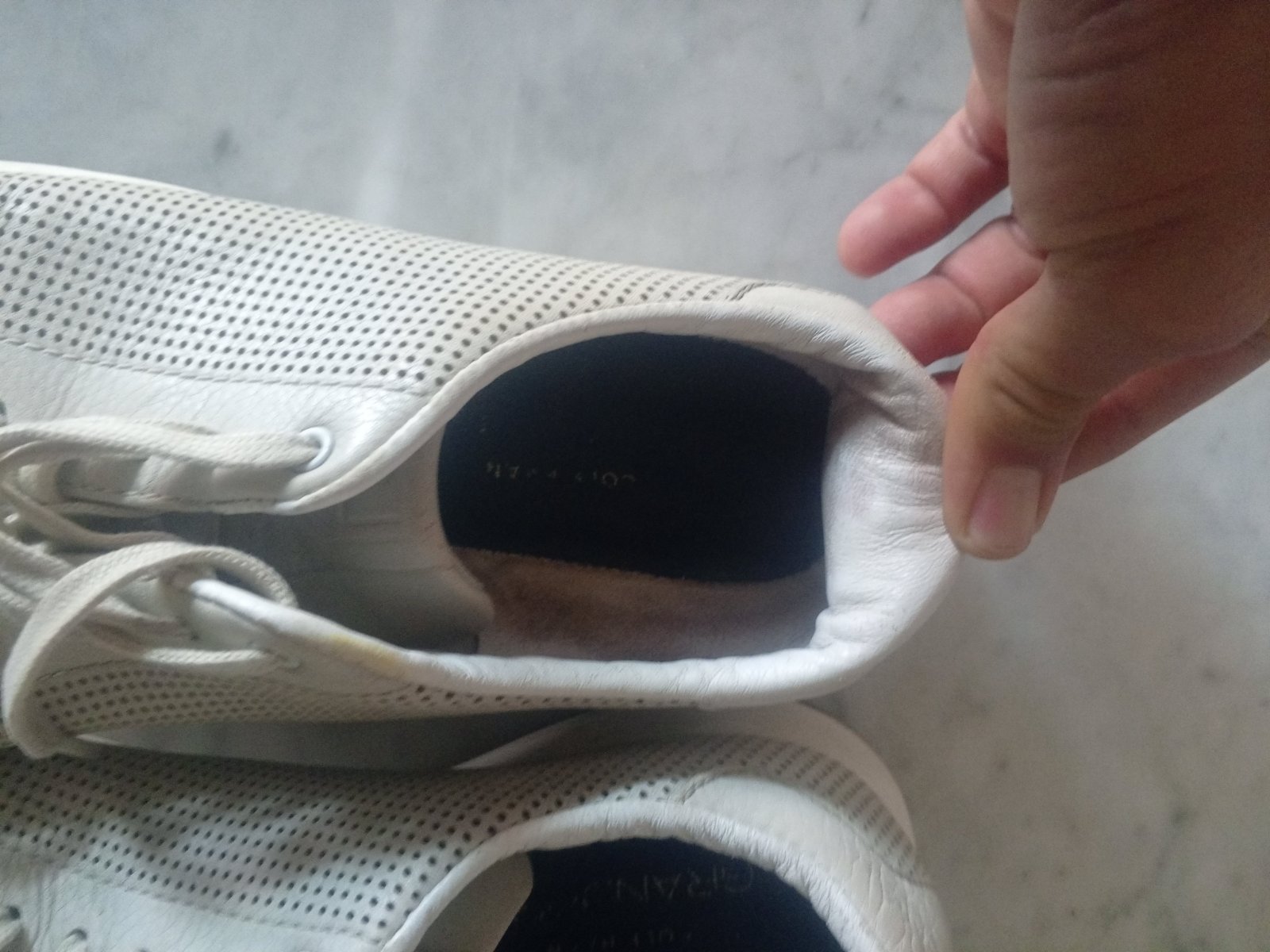 Chaussure gris cuir 