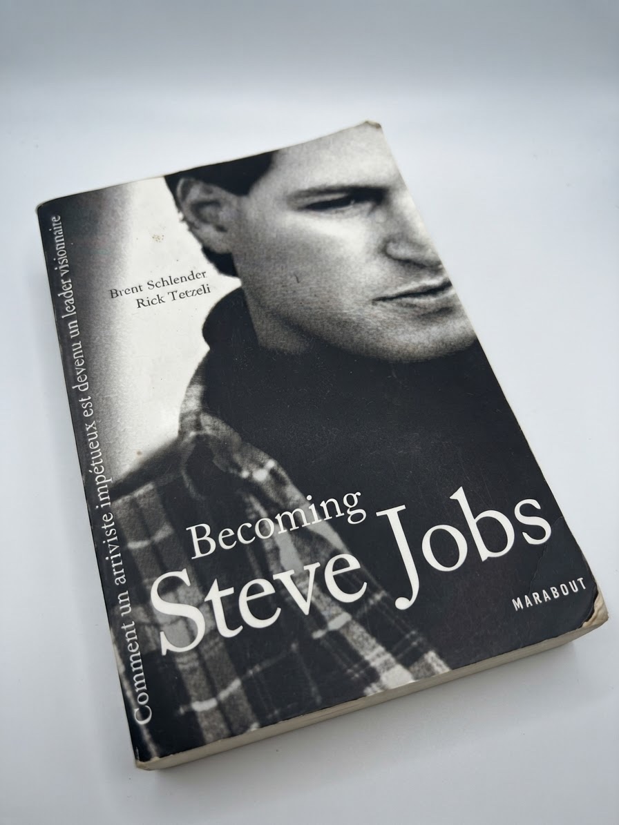 Livre ´ becoming Steve Jobs'
