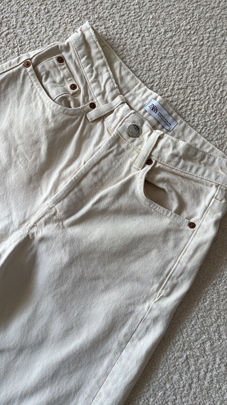 Djean beige MOM FIT 