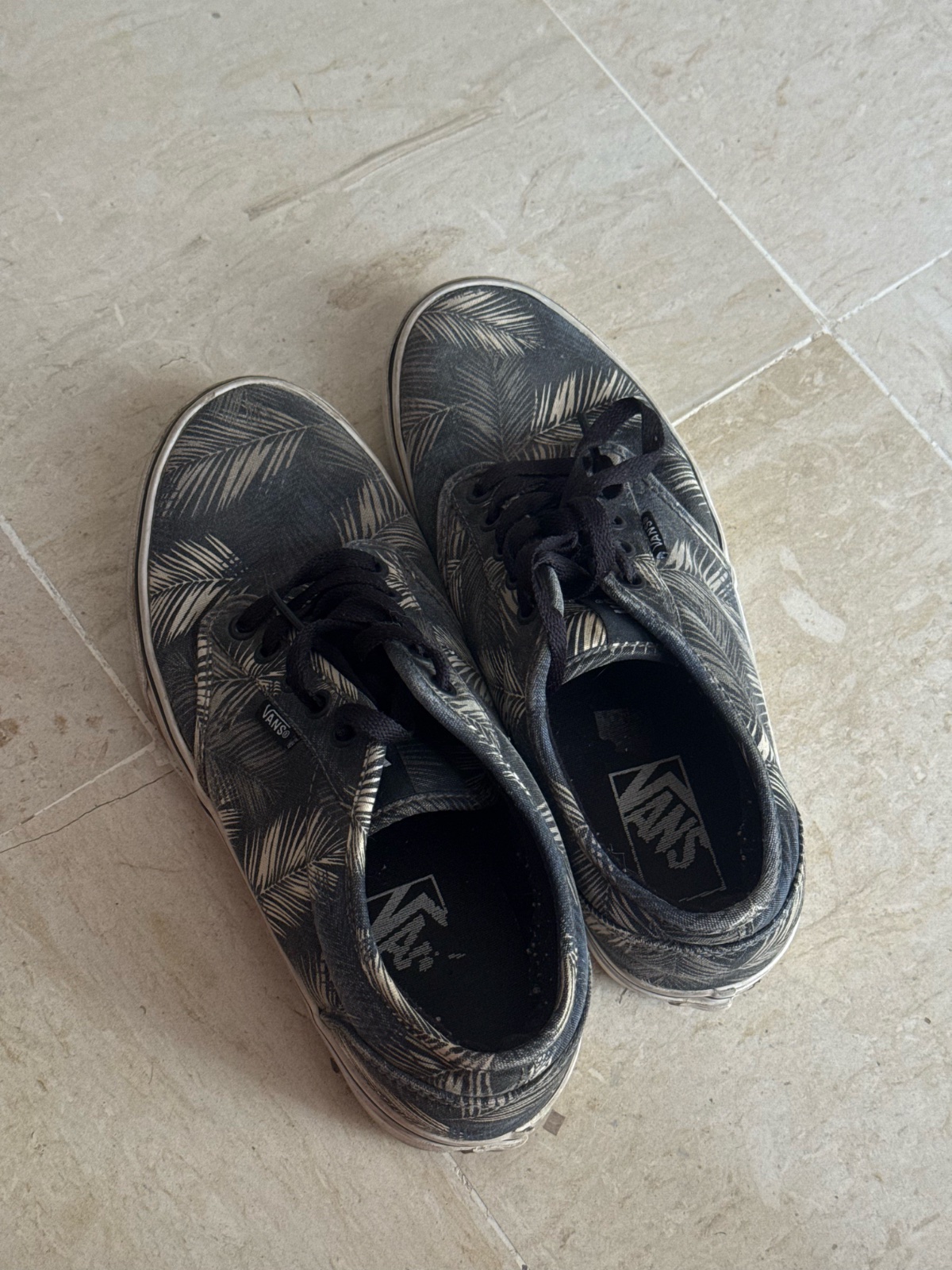 Vans 