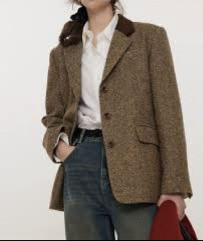 Magnifique blazer laine vierge mélangé neuf