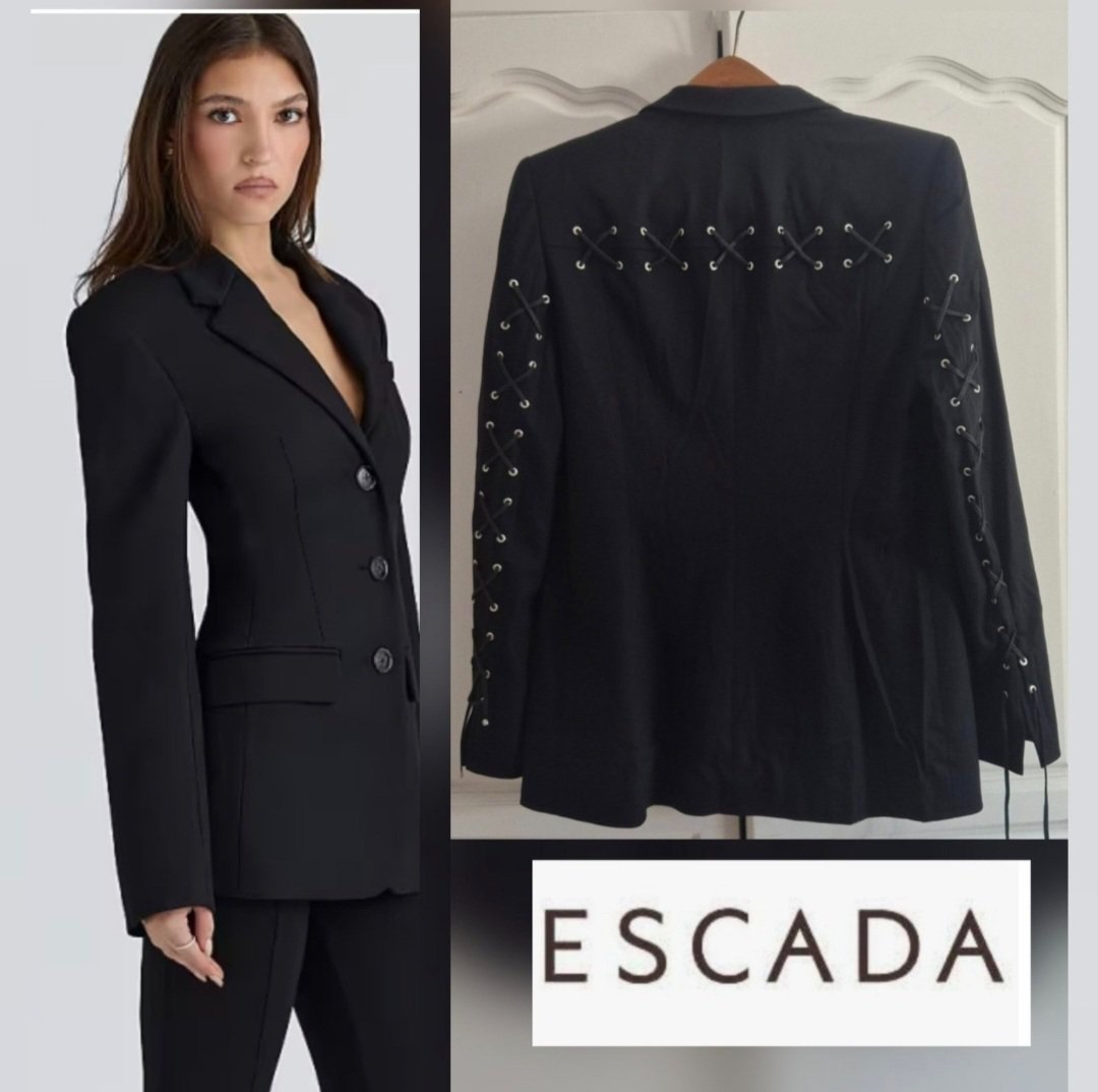 Magnifique blazer escada 3 boutons avex jolie détaille au niveau du dos