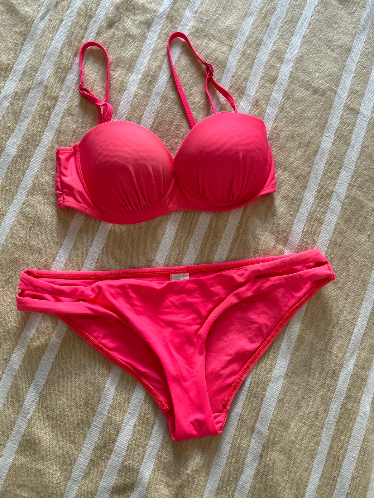 Deux pieces rose  Fushia🌸profitez des promos dabchy