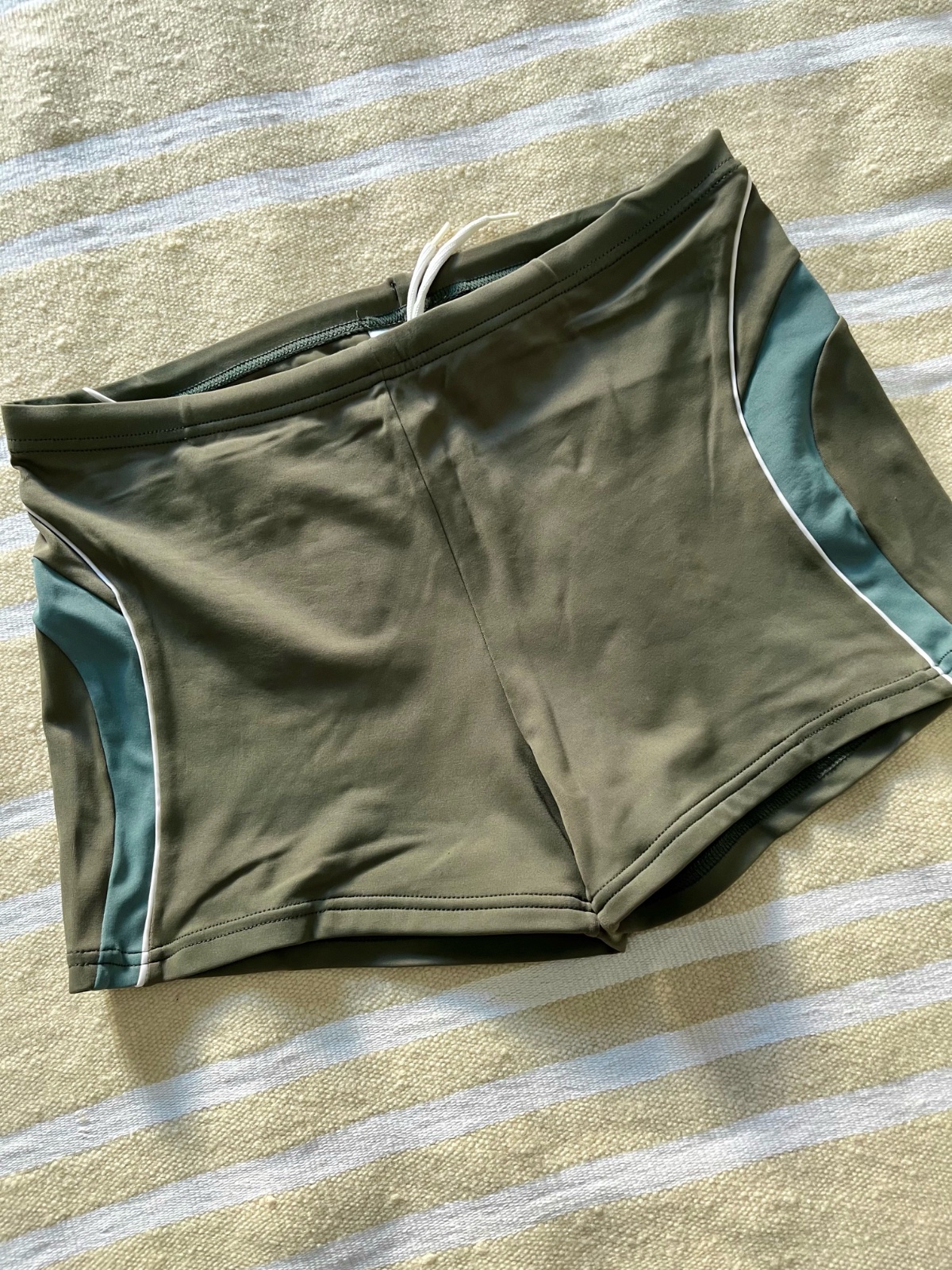 Boxer de bain ou boxer de natation