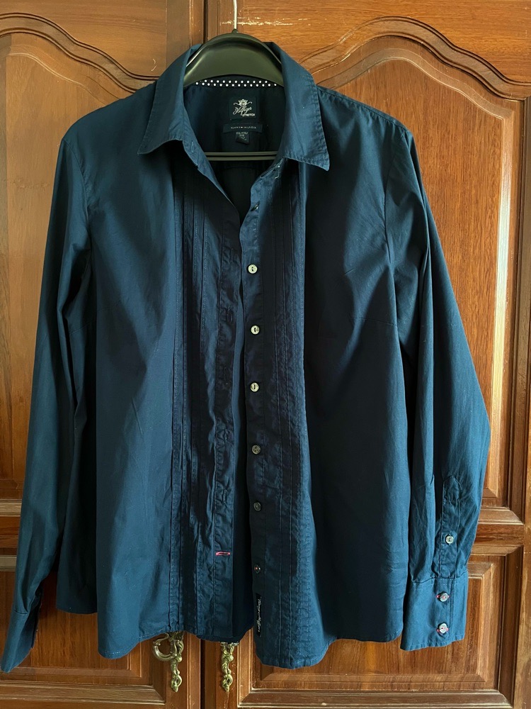 Chemise tommy Hilfiger authentic 💙profitez des promos dabchy