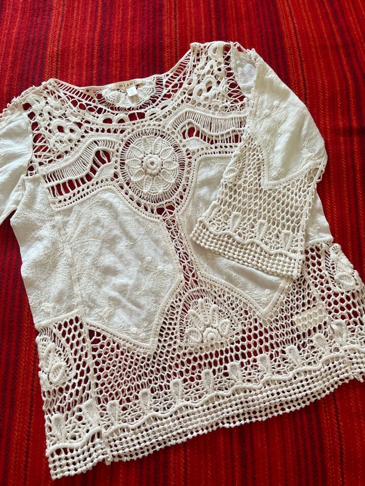 Tunique en crochet toute neuve